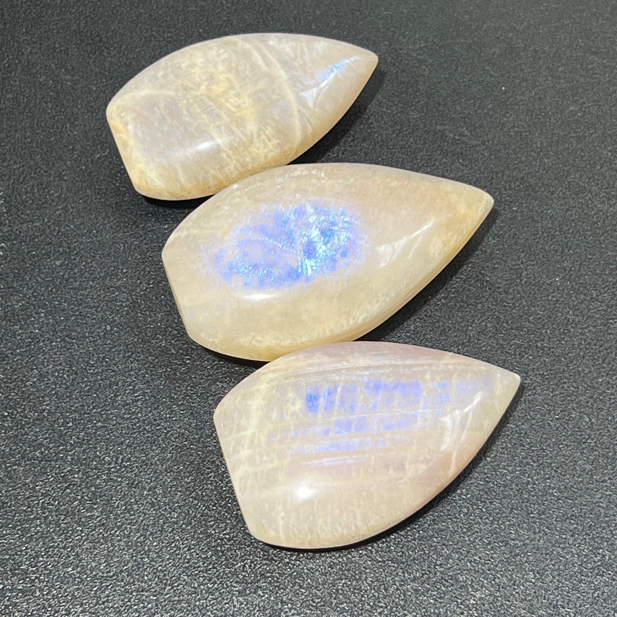 Flashy Peach Moonstone Crystal Flame Point Tower Carving Gemstone Statue Home Decor Supply