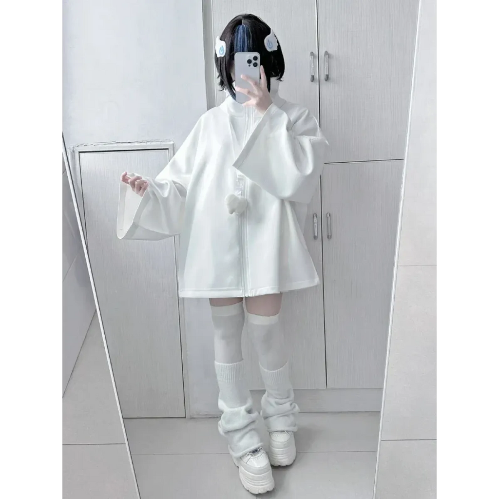 White Oversized Harajuku Hoodie – Embroidered Y2K Aesthetic Zip-Up